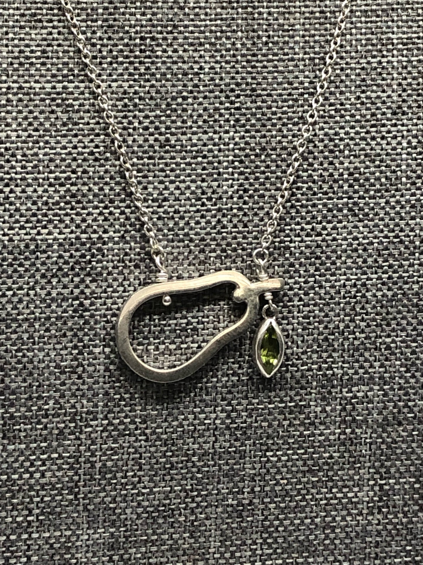 Pear-idot Pendant