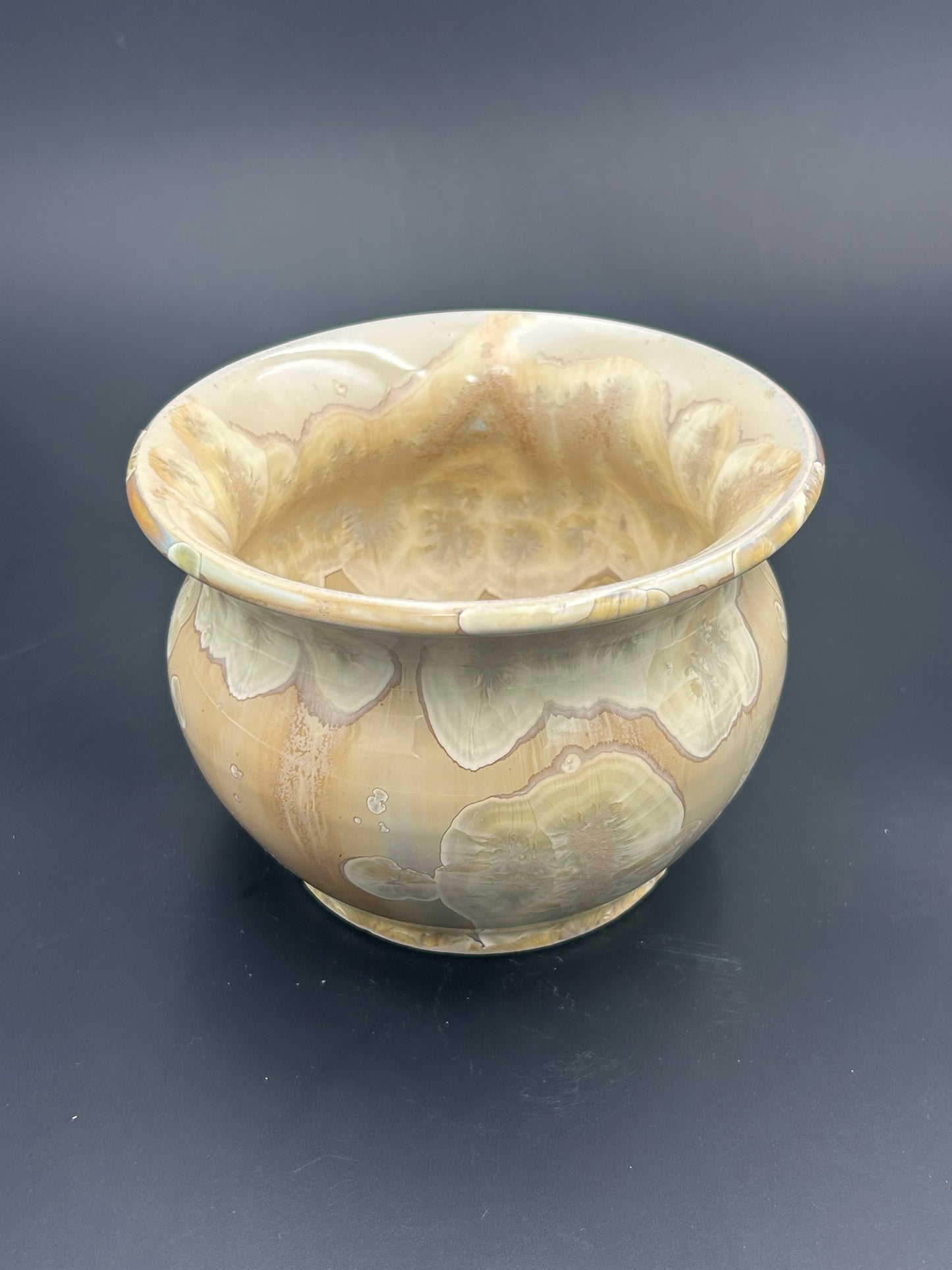 Tan Spittoon
