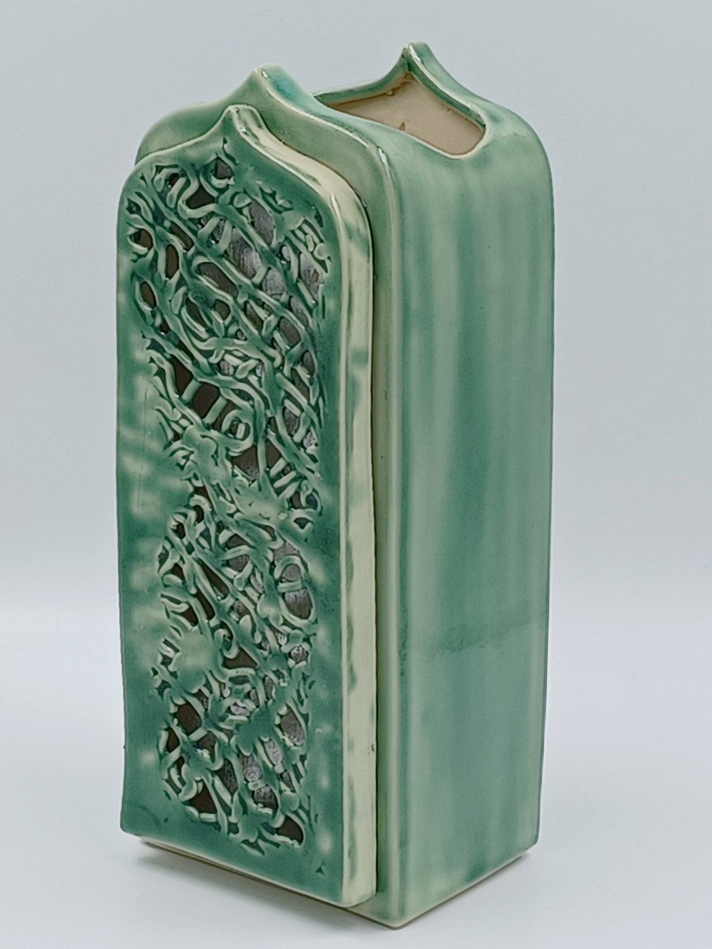 Green Lattice Vase