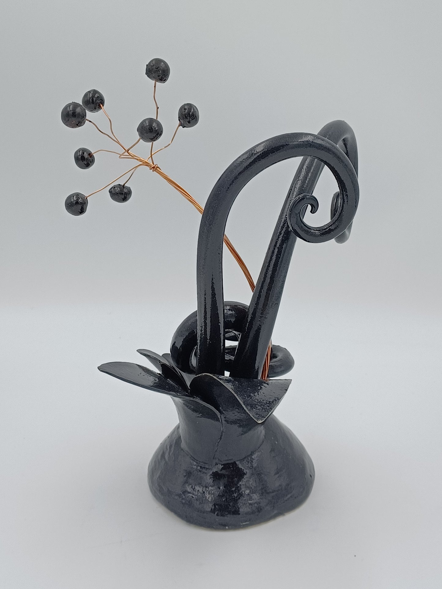 Medium Black Garden Tendrils Sculpture