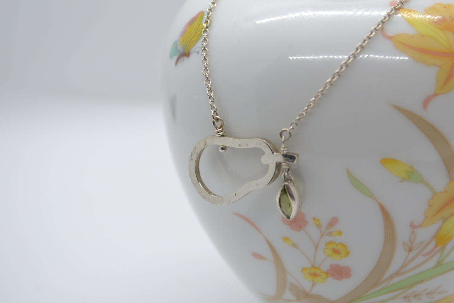 Pear-idot Pendant